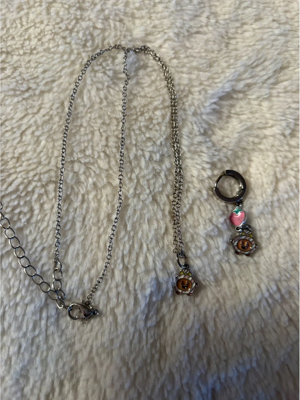 Set of Children’s jewelry 3 necklaces earrings charms Y2K jewelry making